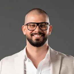 Portrait of Hasan Qasem, Cialdini Institute Licensed Trainer