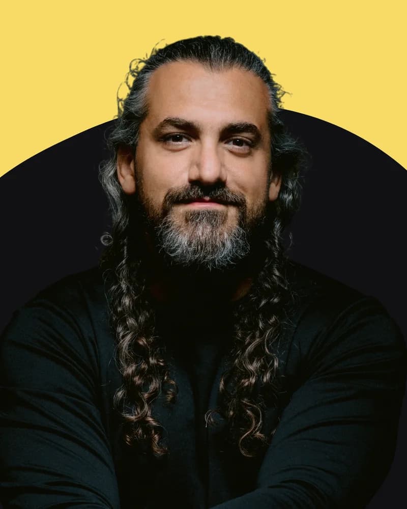 Portrait of Leopold Ajami, Cialdini Institute Licensed Trainer