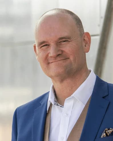 Portrait of Patrick Van der Burght, Cialdini Institute Licensed Trainer