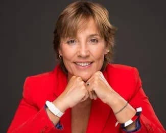 Portrait of Pilar Bringas, Cialdini Institute Licensed Trainer